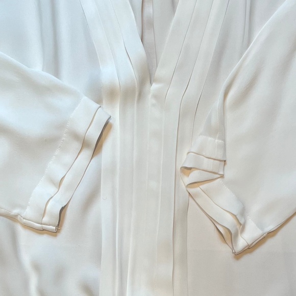 Joie Drapey Silk Raglan-Sleeved Blouse Size L - Picture 4 of 10